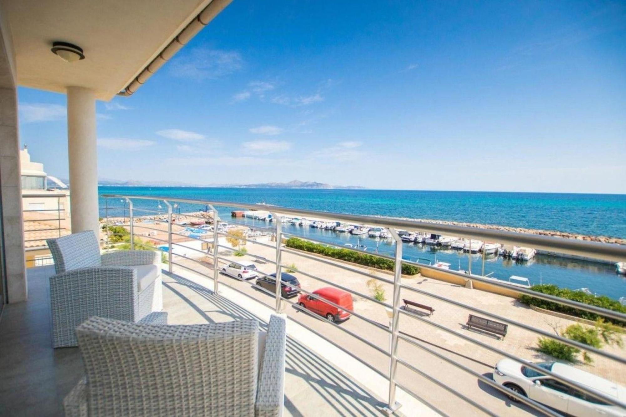 Ferienhaus Luxus-villa Direkt Am Mit Hallenbad *